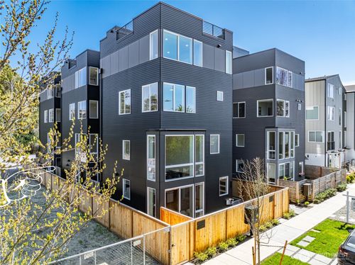 d-6318 41st Ave Sw, Seattle, WA, 98136-1812 | Card Image