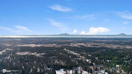 65135 Clyde Thomas Ave, Anchor Point, AK, 99556-9170 | Card Image