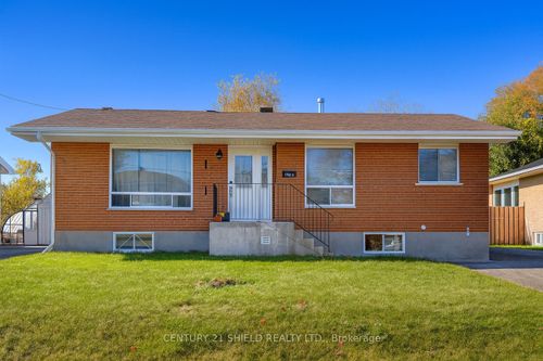 1336a Alfred St, Cornwall, ON, K6J4Z8 | Card Image