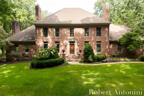 6581 Donnegal Court Se, Cascade Charter Township, MI, 49546 | Card Image