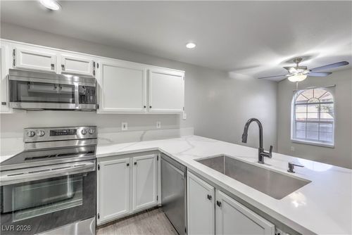 unit-125-1800 Edmond St, Las Vegas, NV, 89146-0327 | Card Image