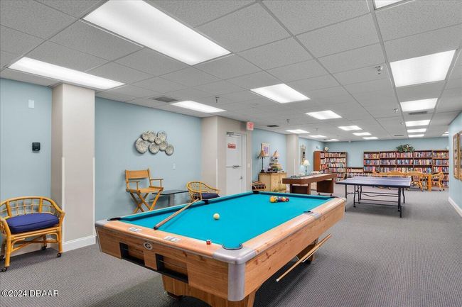 Game Room and Library | Image 24