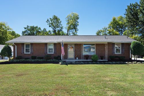 114 Woodyside Dr, Hendersonville, TN, 37075-4414 | Card Image