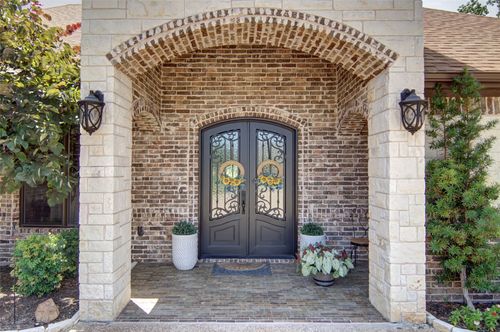 1221 Prestwick Ct, Granbury, TX, 76048-4018 | Card Image