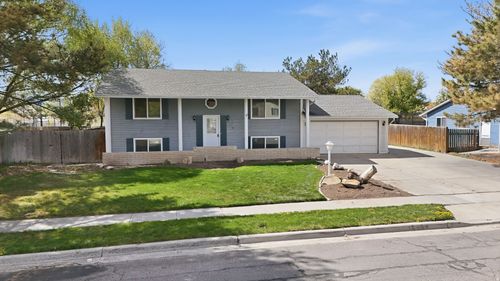 12454 S Harvest Ave, Riverton, UT, 84065-7071 | Card Image