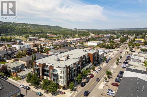 1899 45 St Nw, Calgary, AB, T3B4S3 | Card Image