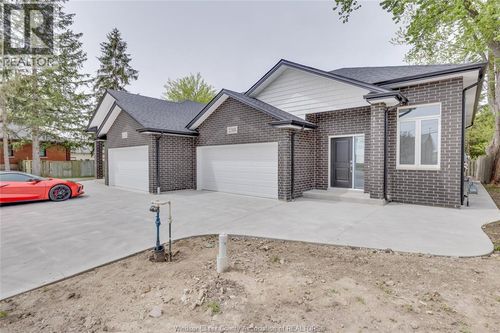 130 Angelo Ave, Lasalle, ON, N9J0E5 | Card Image