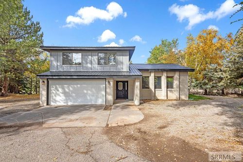 5860 S Marbrisa Ln, Idaho Falls, ID, 83406-8240 | Card Image