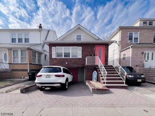 79 Shaler Ave, Fairview, NJ, 07022-2012 | Card Image