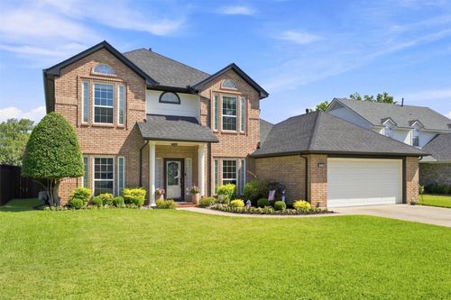 3310 Moss Creek Dr, Grapevine, TX, 76051-6524 | Card Image
