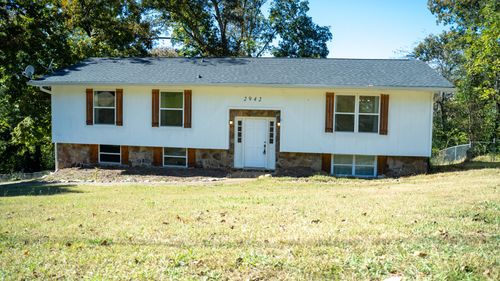 2942 Old Britain Cir, Chattanooga, TN, 37421-1123 | Card Image