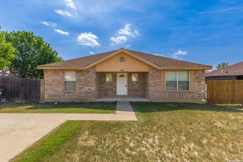 401 Keli Cir, Eagle Pass, TX, 78852-5650 | Card Image