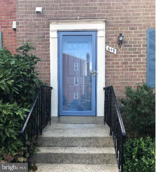 613 N Abingdon St, ARLINGTON, VA, 22203-2044 | Card Image