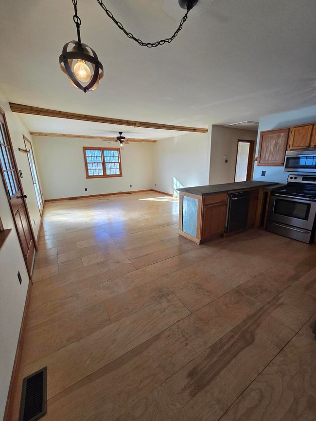 305 Miller Ln, House other with 3 bedrooms, 1 bathrooms and null parking in Burnside KY | Image 12
