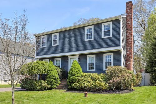 42 Sewell St, Brockton, MA, 02301-3619 | Card Image