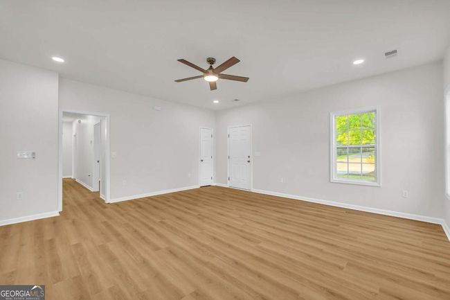 668 Brockton Rd, House other with 3 bedrooms, 2 bathrooms and 2 parking in Jefferson GA | Image 6