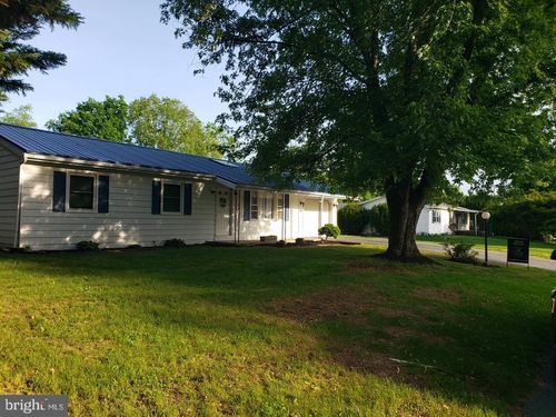 376 Valley Dr, FAYETTEVILLE, PA, 17222-9758 | Card Image