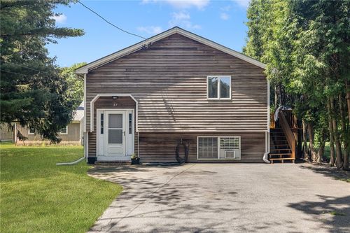 37 Opechee Dr, Bristol, RI, 02809-4928 | Card Image