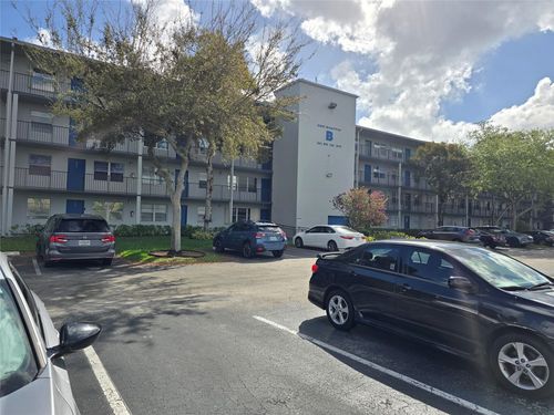 216b-551 Sw 135th Ave, Pembroke Pines, FL, 33027-2037 | Card Image