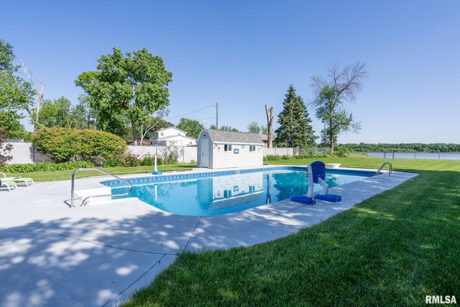 1419 3 Rd St, House other with 3 bedrooms, 4 bathrooms and null parking in Camanche IA | Image 42