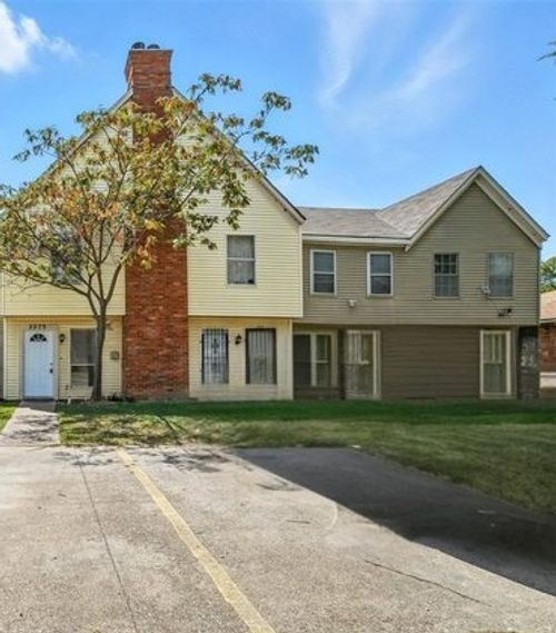 2253 Aspen Dr, Dallas, TX, 75227-8169 | Card Image