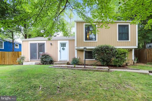 2263 Cocquina Dr, RESTON, VA, 20191-1141 | Card Image