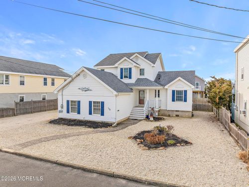 108 W 22nd St, SHIP BOTTOM, NJ, 08008-4321 | Card Image