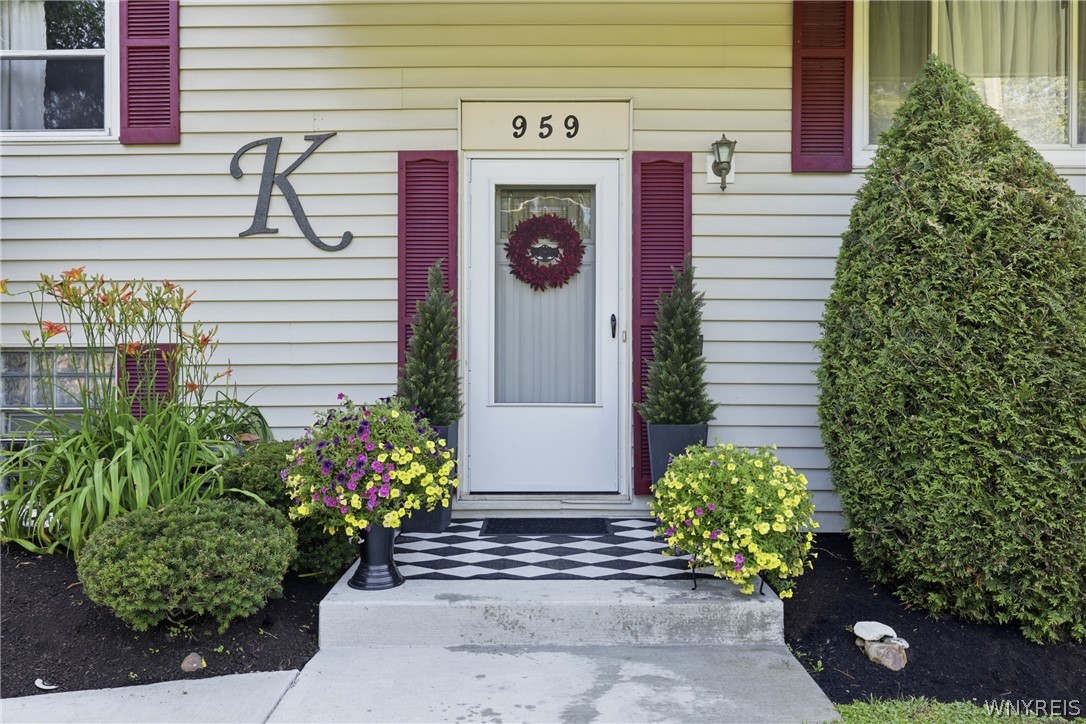 Residential in Alden 5