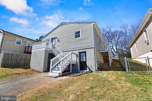 620 B St, STAUNTON, VA, 24401-2821 | Card Image