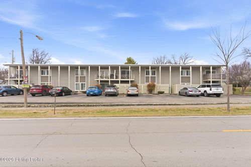 apt-j136-1935 Gardiner Ln, Louisville, KY, 40205-2841 | Card Image