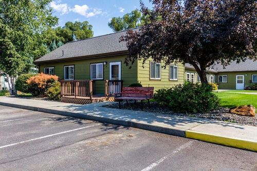 207 N Storie St, Wallowa, OR, 97885-5006 | Card Image