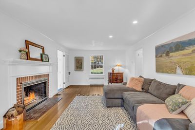 142 Old Marlboro, House other with 3 bedrooms, 1 bathrooms and 4 parking in Concord MA | Image 3