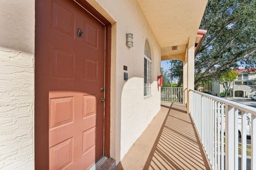 2469 Ne 14th Street Cswy, Pompano Beach, FL, 33062-8229 | Card Image