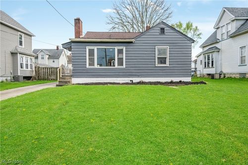 34 Helen Ave, Niles, OH, 44446-1905 | Card Image