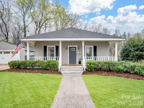 2101 Jackson St, Belmont, NC, 28012-5105 | Card Image