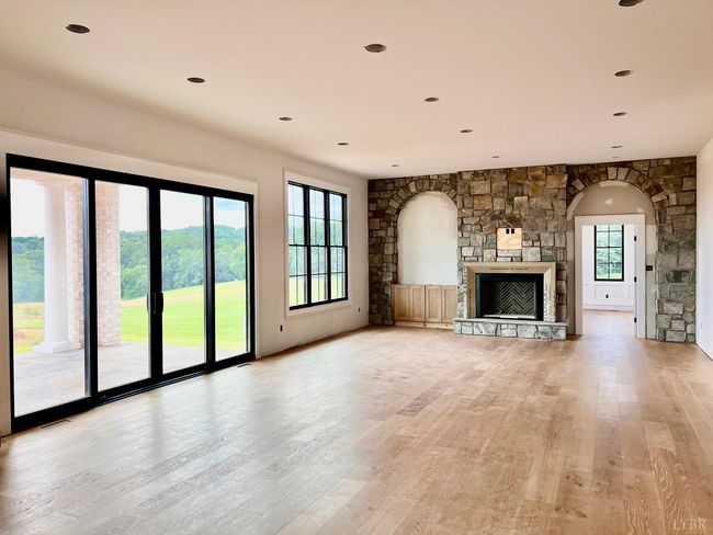 1608 Autumn Run Dr, House other with 5 bedrooms, 4 bathrooms and null parking in Forest VA | Image 17