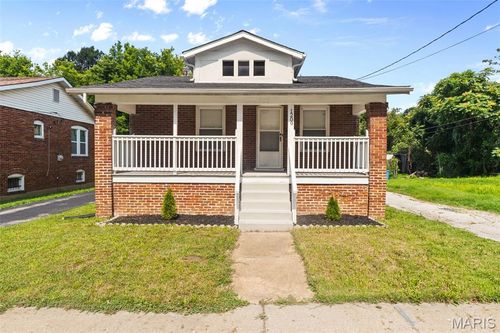 1209 Griefield Pl, Saint Louis, MO, 63133-1436 | Card Image