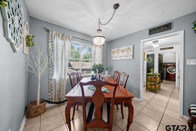 1114 E Neches St, House other with 3 bedrooms, 2 bathrooms and null parking in Palestine TX | Image 11