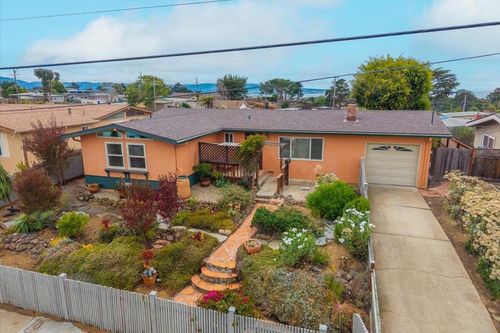 2065 Hacienda St, Seaside, CA, 93955 | Card Image