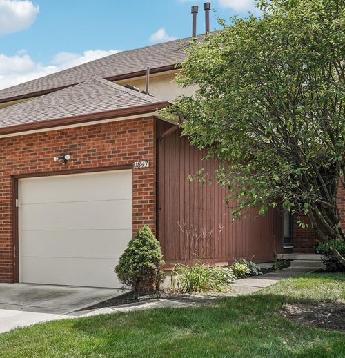 1847 Misty Way, Columbus, OH, 43232-7410 | Card Image