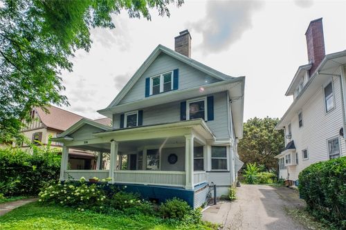 376 Barrington St, Rochester, NY, 14607-3307 | Card Image