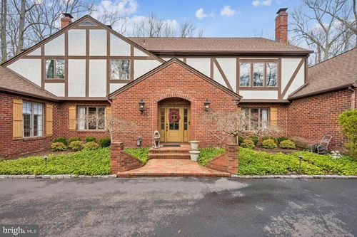 17 Manning Ln, CHERRY HILL, NJ, 08003-2509 | Card Image