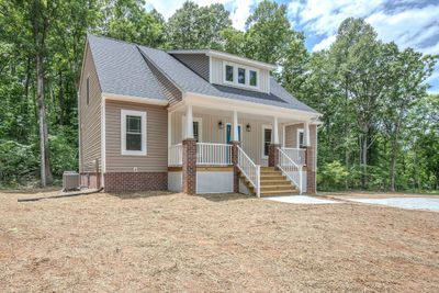 2748 Ravenwood Rd, House other with 4 bedrooms, 2 bathrooms and 2 parking in Columbia VA | Image 2