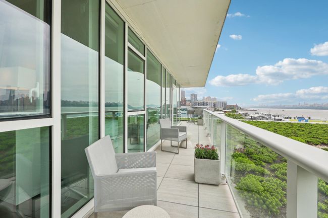 APT-305 - 800 Ave At Port Imperial Blvd, Condo with 3 bedrooms, 3 bathrooms and null parking in Weehawken NJ | Image 27
