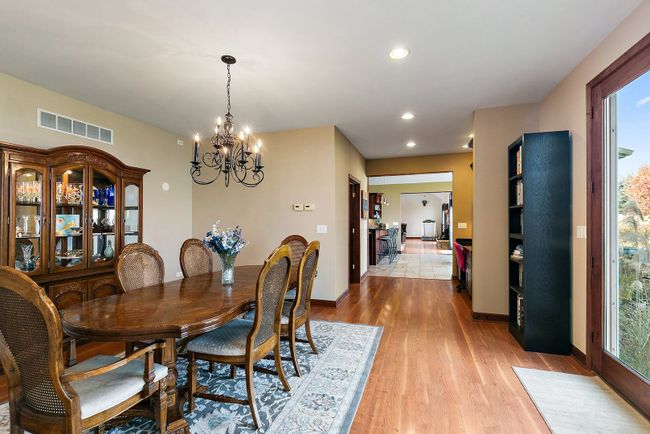 550 Maplewood Rd, House other with 6 bedrooms, 6 bathrooms and 3 parking in Somonauk IL | Image 18