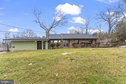 7609 Woodridge Cir, ALEXANDRIA, VA, 22308-1060 | Card Image