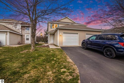 714 Eastgate Pl, Traverse City, MI, 49686-3787 | Card Image