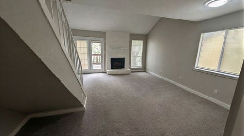 b-1711 Burton Dr, Austin, TX, 78741-2938 | Card Image