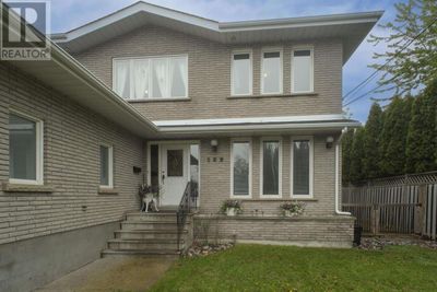 199 Valley St, Home with 5 bedrooms, 4 bathrooms and null parking in Thunder Bay ON | Image 2