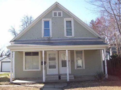 513 W Broadway St, Newton, KS, 67114-2635 | Card Image